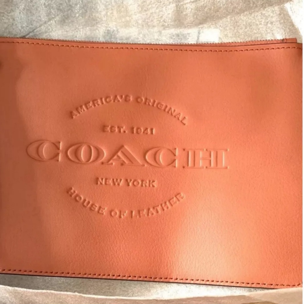 COACH Hudson  QB Peony Leather F11482 Pouch Bag   New